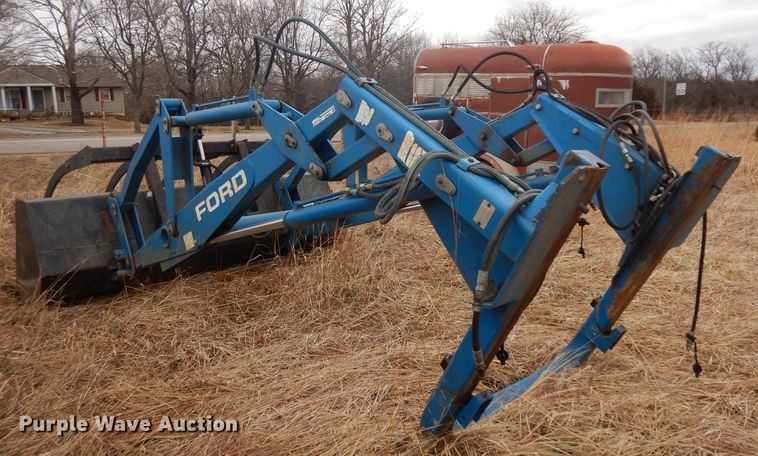image for item ER9860 Ford 2360 loader