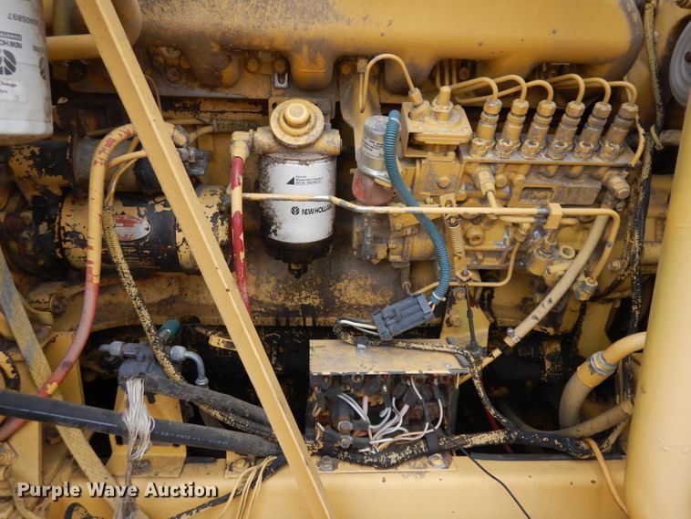 image for item ER9863 1996 New Holland TR98 RWA combine