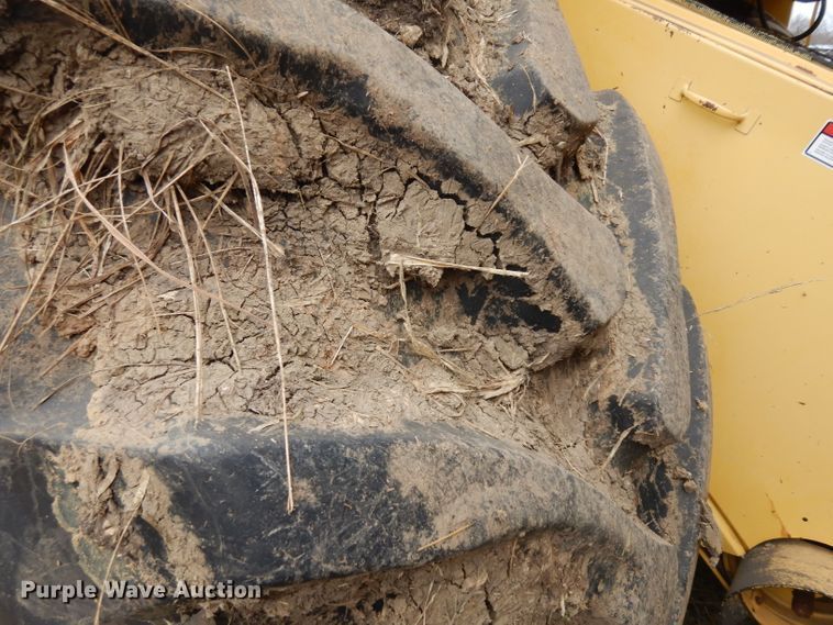 image for item ER9863 1996 New Holland TR98 RWA combine