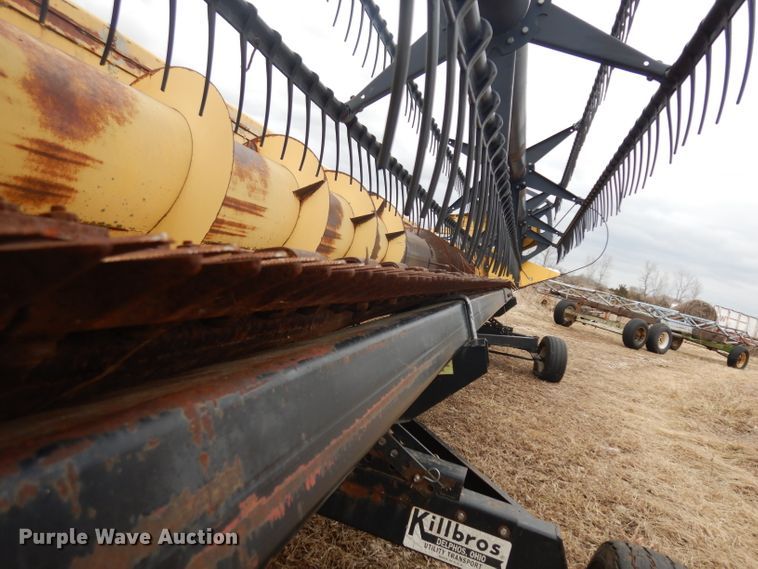 image for item ER9863 1996 New Holland TR98 RWA combine