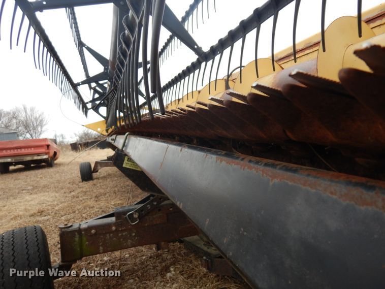 image for item ER9863 1996 New Holland TR98 RWA combine