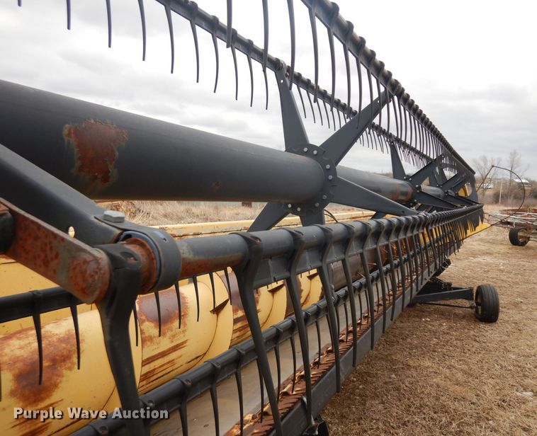 image for item ER9863 1996 New Holland TR98 RWA combine