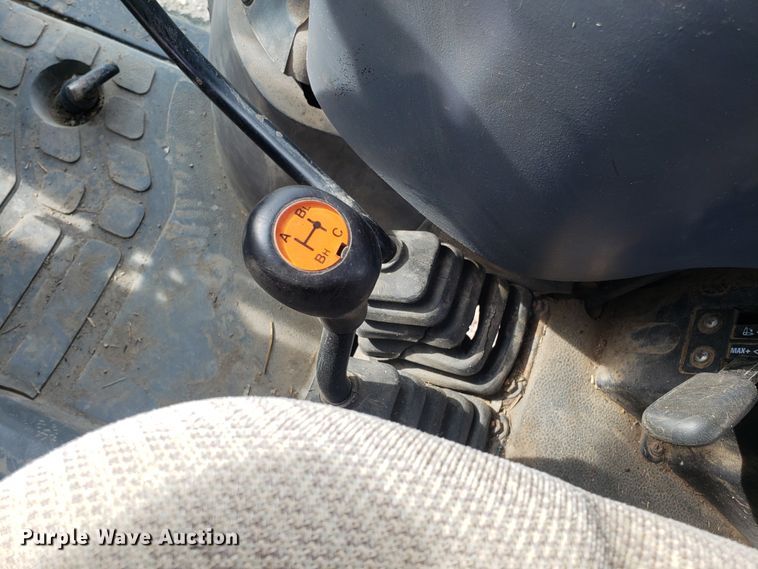 image for item EZ9099 2003 New Holland TN55D MFWD tractor