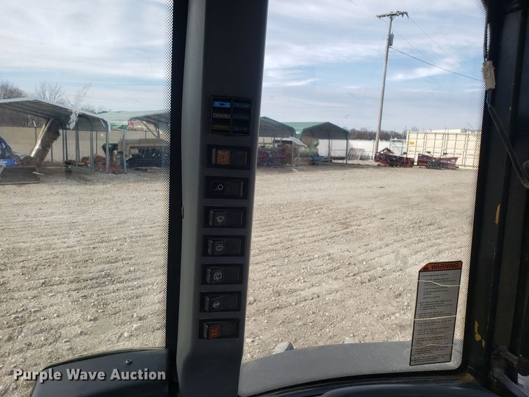 image for item EZ9099 2003 New Holland TN55D MFWD tractor