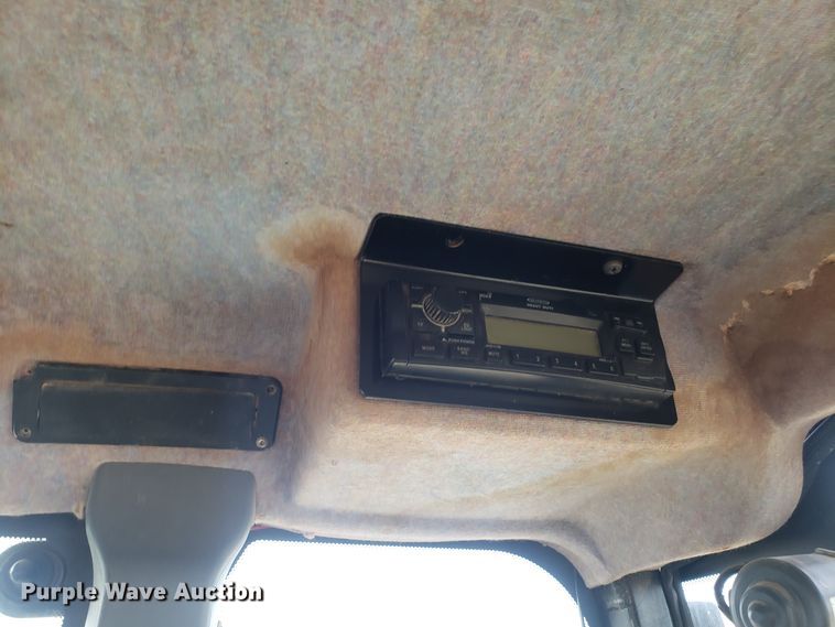 image for item EZ9099 2003 New Holland TN55D MFWD tractor