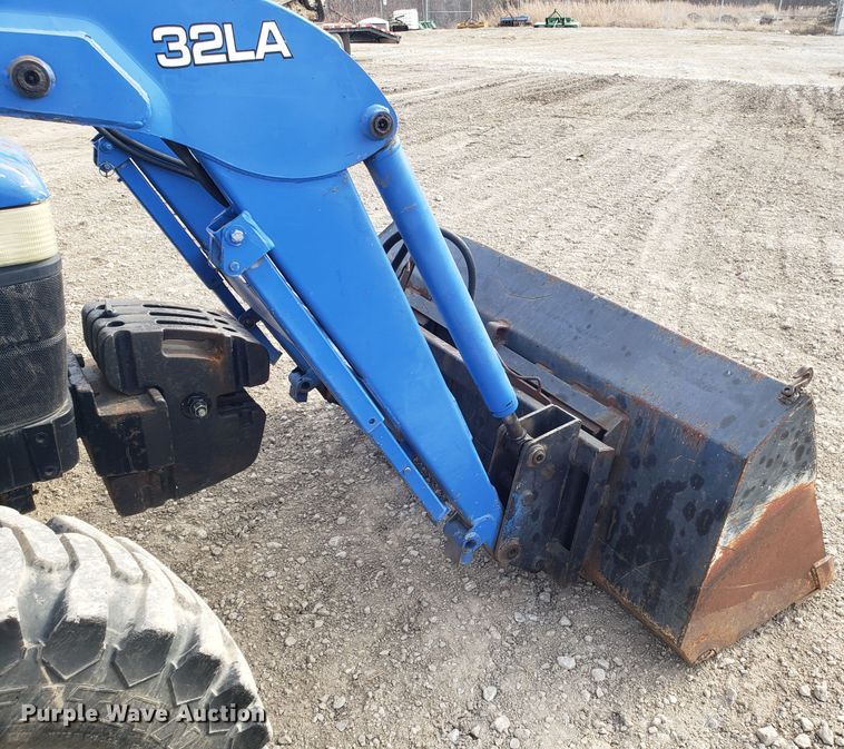 image for item EZ9099 2003 New Holland TN55D MFWD tractor