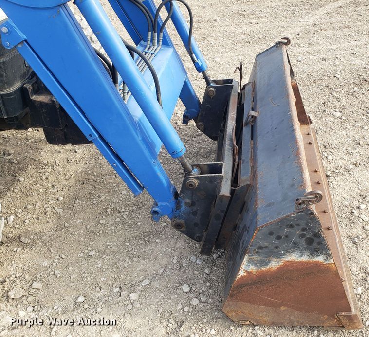 image for item EZ9099 2003 New Holland TN55D MFWD tractor