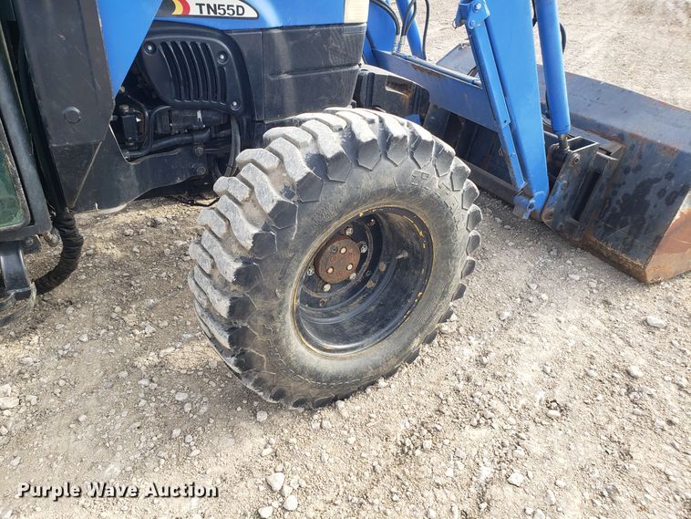 image for item EZ9099 2003 New Holland TN55D MFWD tractor