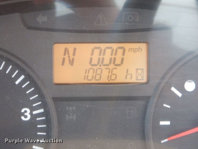 image for item GB9603 2014 Kubota M8560 tractor