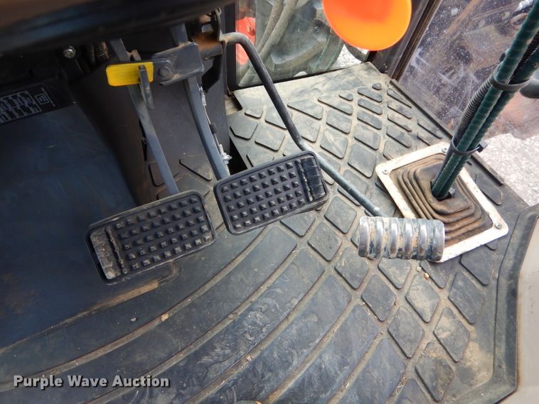 image for item GB9603 2014 Kubota M8560 tractor