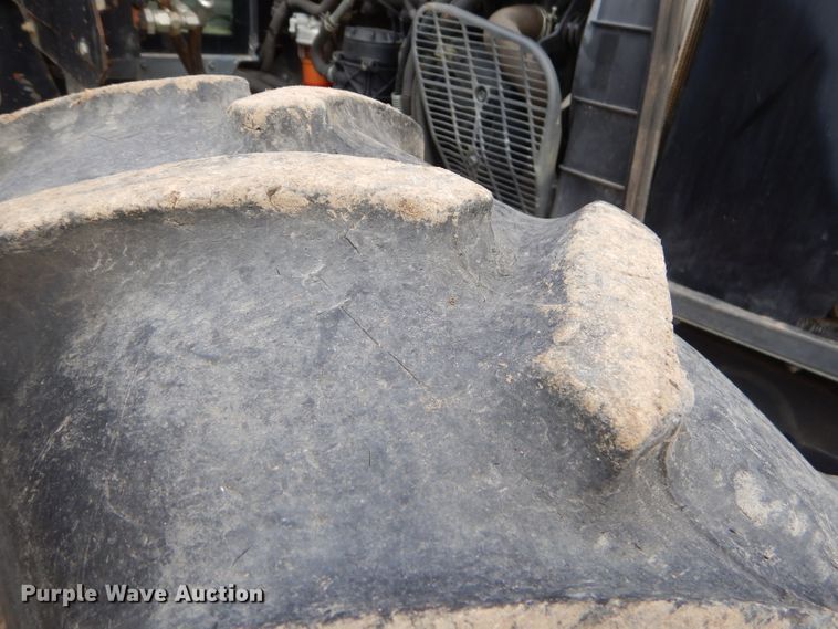 image for item GB9603 2014 Kubota M8560 tractor