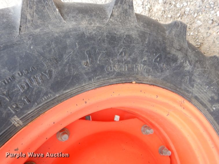 image for item GB9603 2014 Kubota M8560 tractor