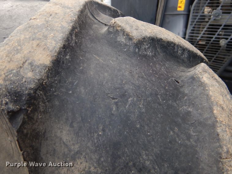 image for item GB9603 2014 Kubota M8560 tractor