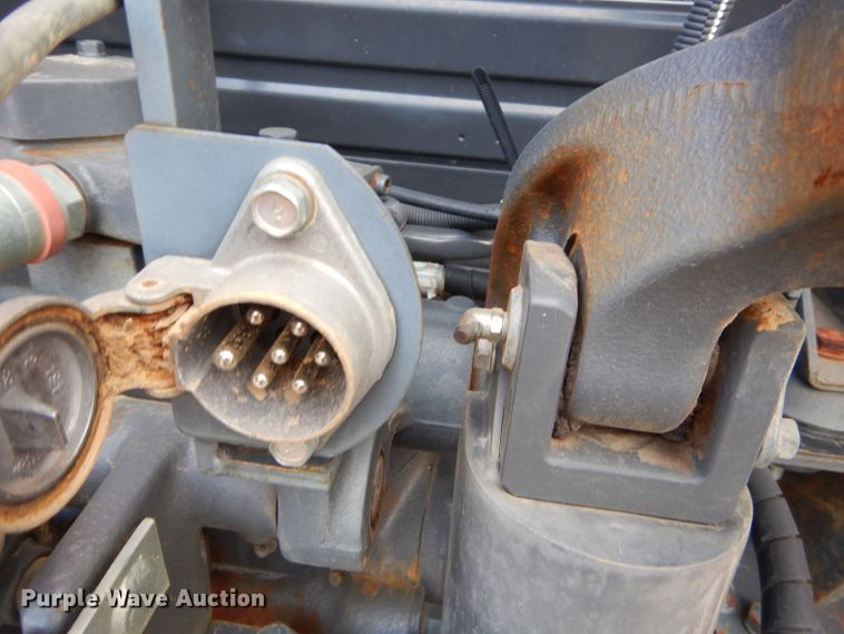 image for item GB9603 2014 Kubota M8560 tractor