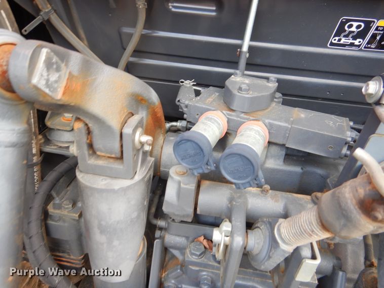 image for item GB9603 2014 Kubota M8560 tractor