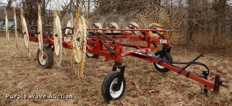 image for item GB9778 2008 H&S hay rake