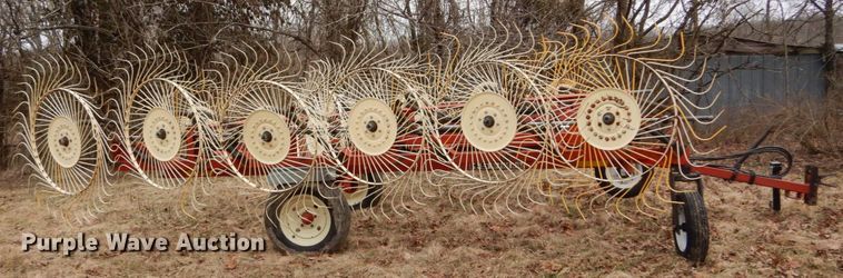 image for item GB9778 2008 H&S hay rake