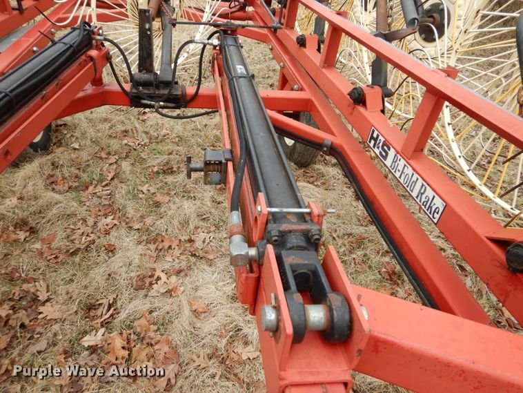 image for item GB9778 2008 H&S hay rake