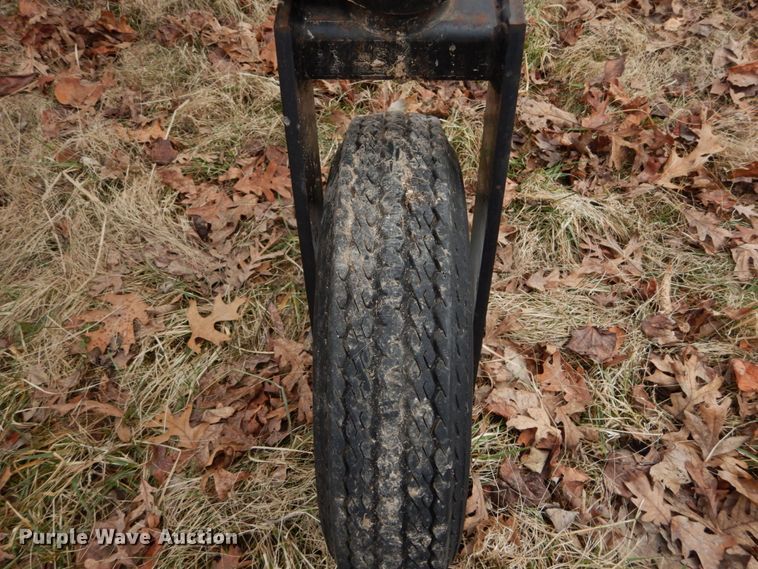 image for item GB9778 2008 H&S hay rake