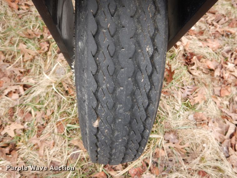 image for item GB9778 2008 H&S hay rake