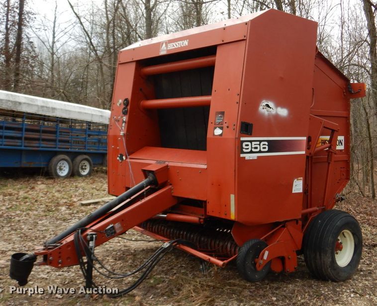 image for item GB9780 2005 Hesston 956 round baler