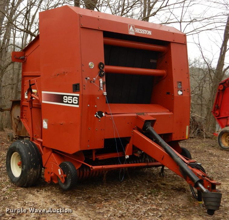 image for item GB9780 2005 Hesston 956 round baler