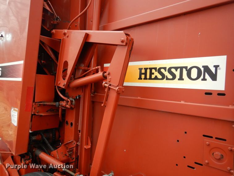 image for item GB9780 2005 Hesston 956 round baler