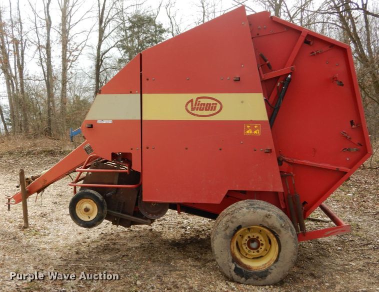 image for item GB9781 Vicon RP1511 round baler