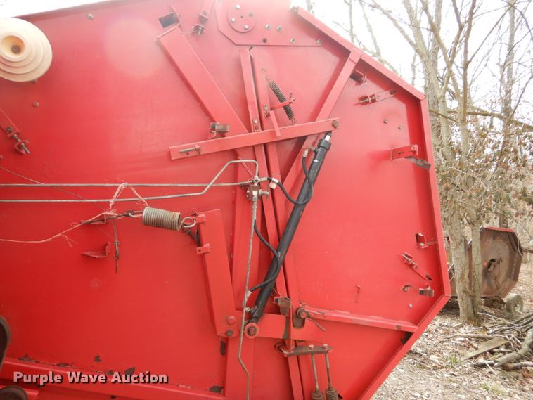 image for item GB9781 Vicon RP1511 round baler