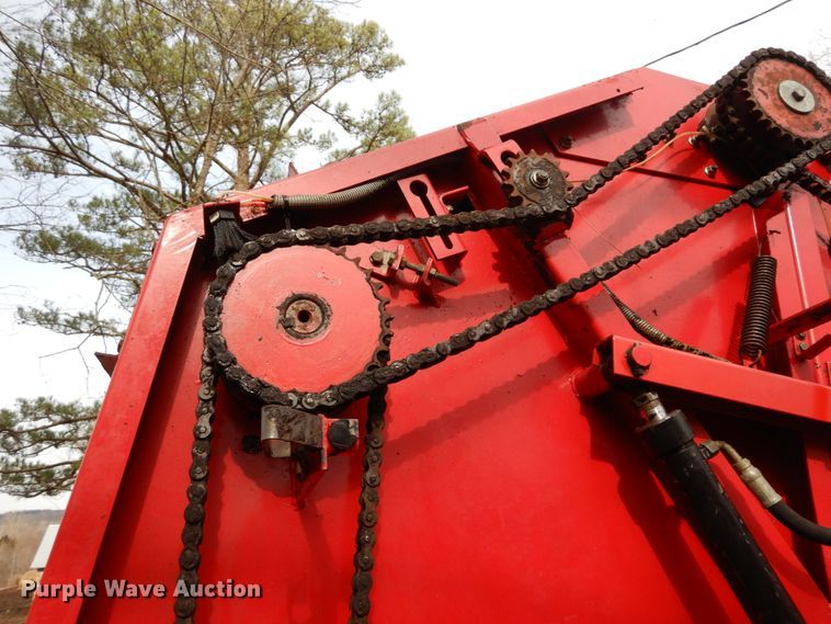 image for item GB9781 Vicon RP1511 round baler