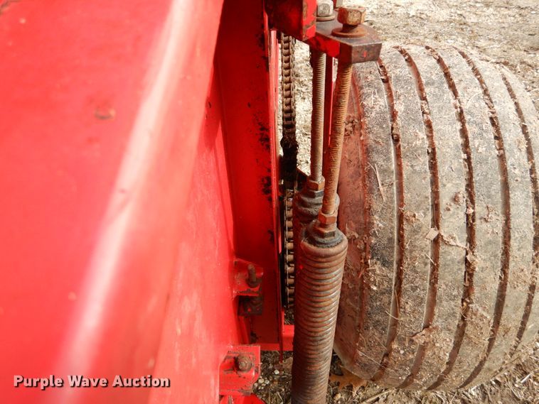 image for item GB9781 Vicon RP1511 round baler