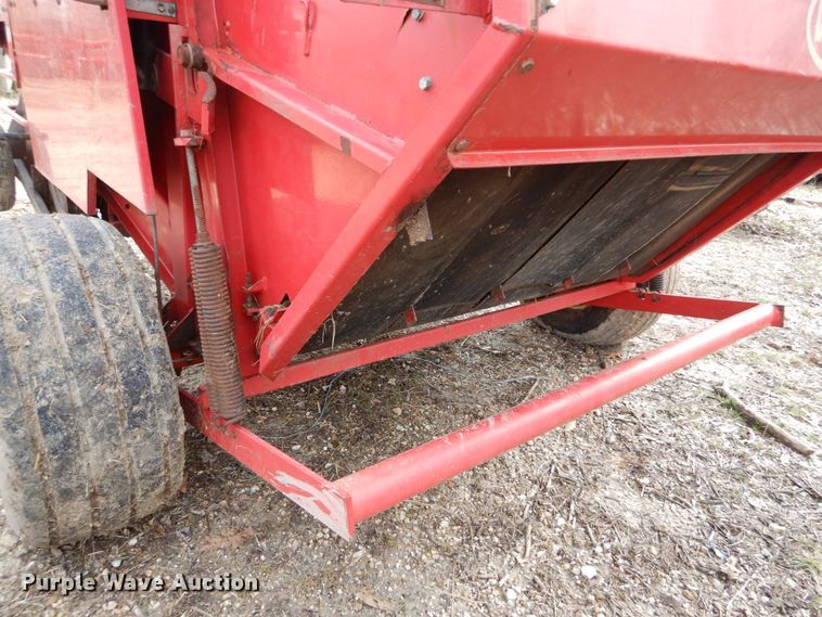 image for item GB9781 Vicon RP1511 round baler