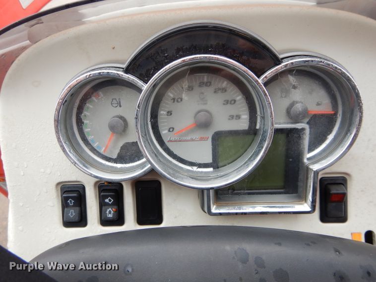 image for item GE9126 2009 New Holland Boomer 8N MFWD tractor