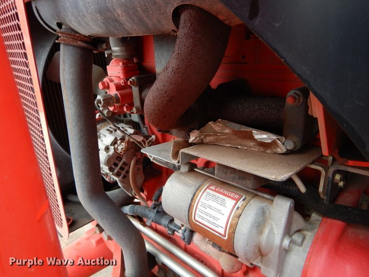 image for item GE9126 2009 New Holland Boomer 8N MFWD tractor