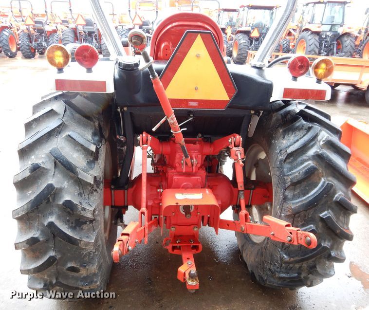 image for item GE9126 2009 New Holland Boomer 8N MFWD tractor