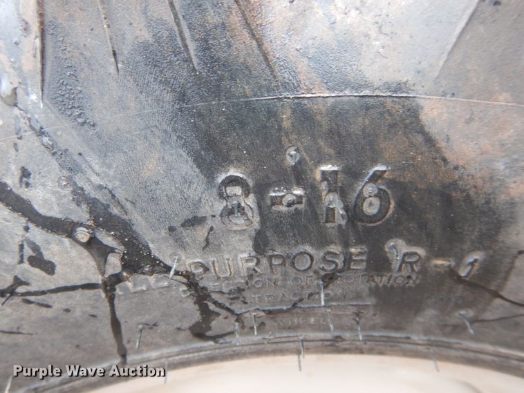 image for item GE9126 2009 New Holland Boomer 8N MFWD tractor