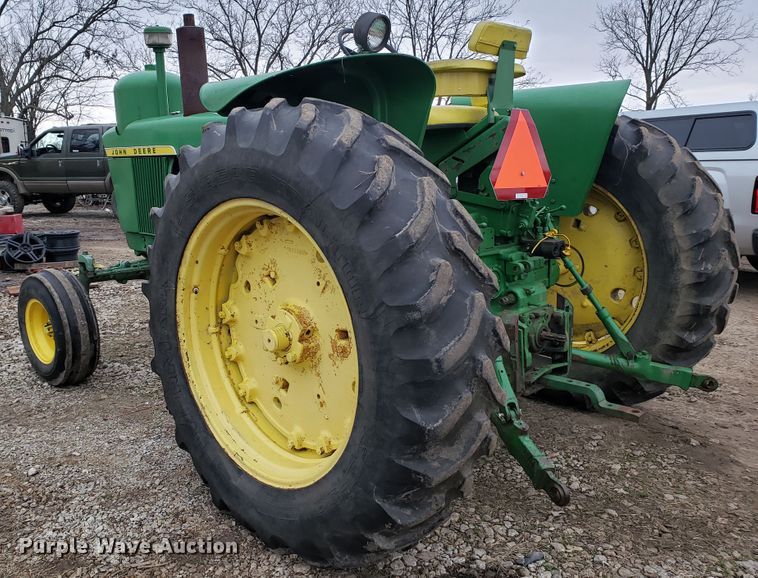 image for item GG9583 John Deere 4020 tractor
