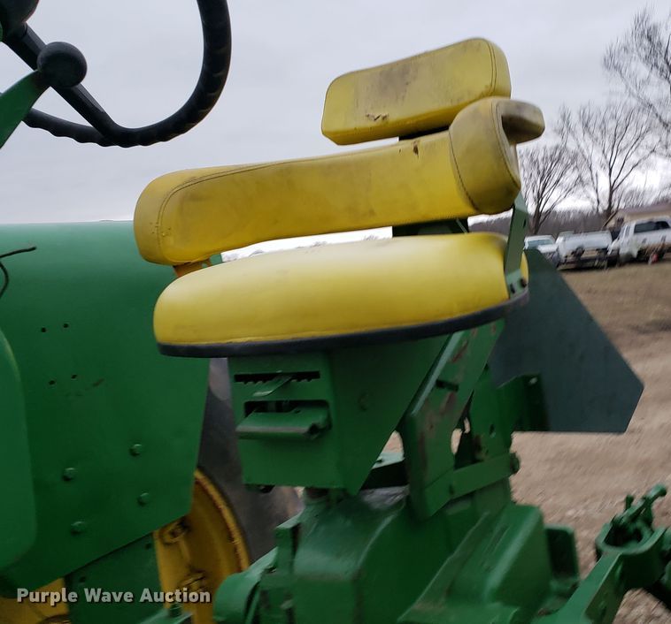 image for item GG9583 John Deere 4020 tractor