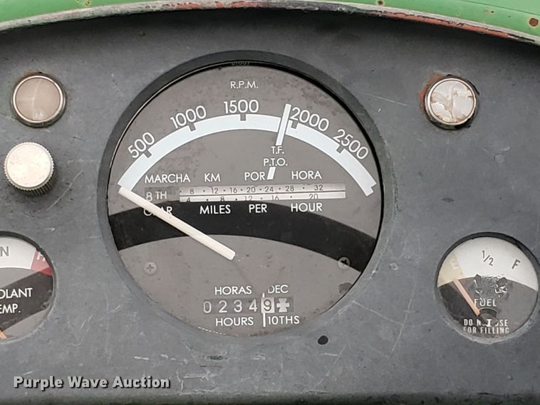 image for item GG9583 John Deere 4020 tractor