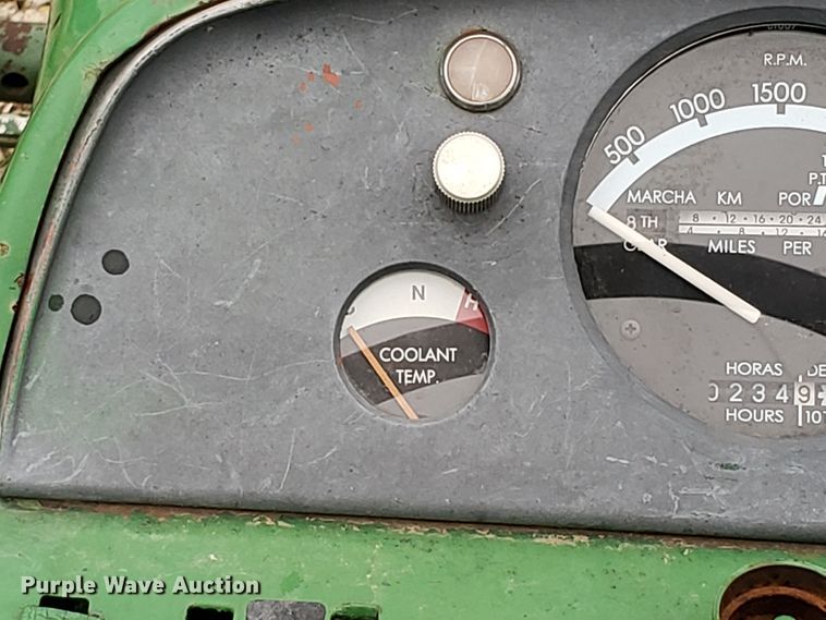 image for item GG9583 John Deere 4020 tractor