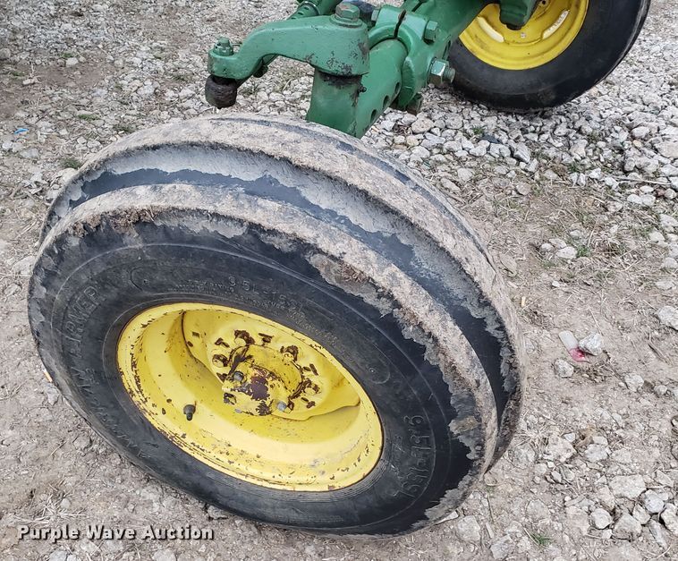 image for item GG9583 John Deere 4020 tractor