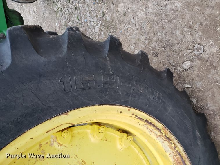 image for item GG9583 John Deere 4020 tractor