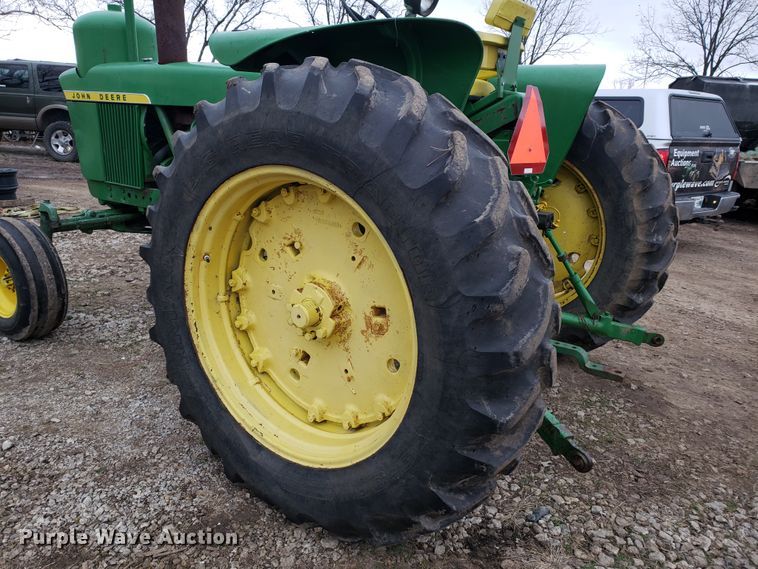 image for item GG9583 John Deere 4020 tractor