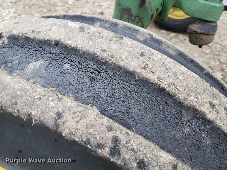 image for item GG9583 John Deere 4020 tractor