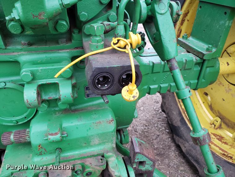 image for item GG9583 John Deere 4020 tractor