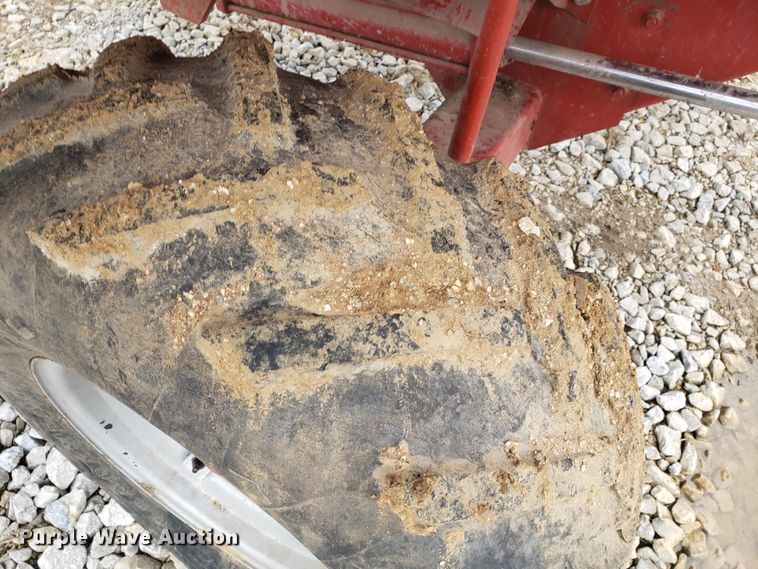 image for item GG9590 Case IH 8610 bale processor