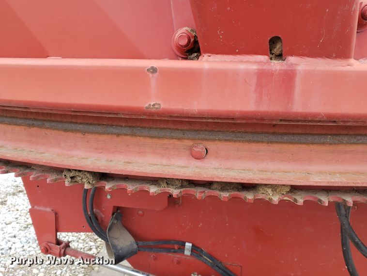 image for item GG9590 Case IH 8610 bale processor
