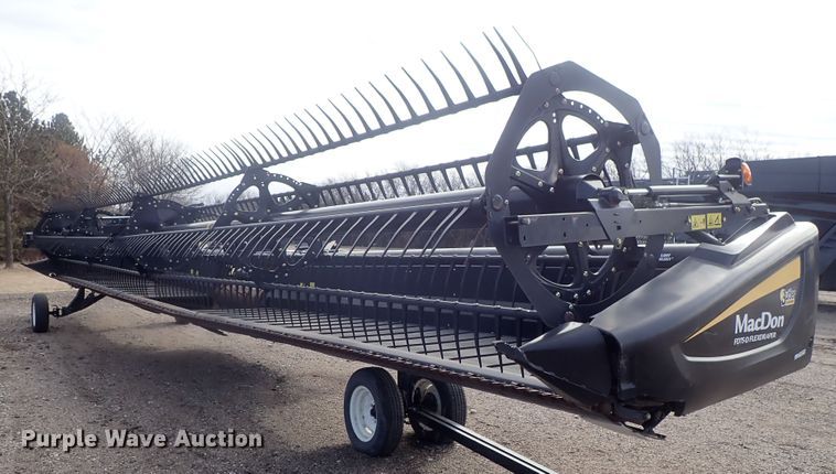 image for item GN9517 2014 MacDon FD75-D flex draper head