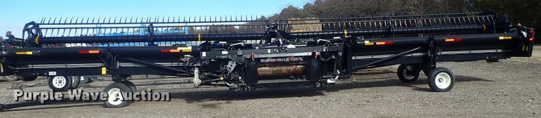 image for item GN9517 2014 MacDon FD75-D flex draper head