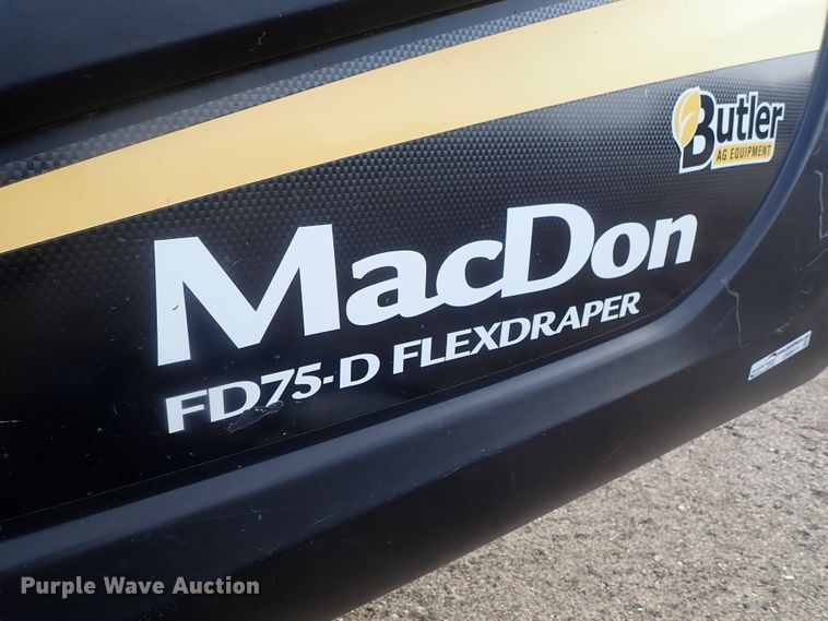 image for item GN9517 2014 MacDon FD75-D flex draper head